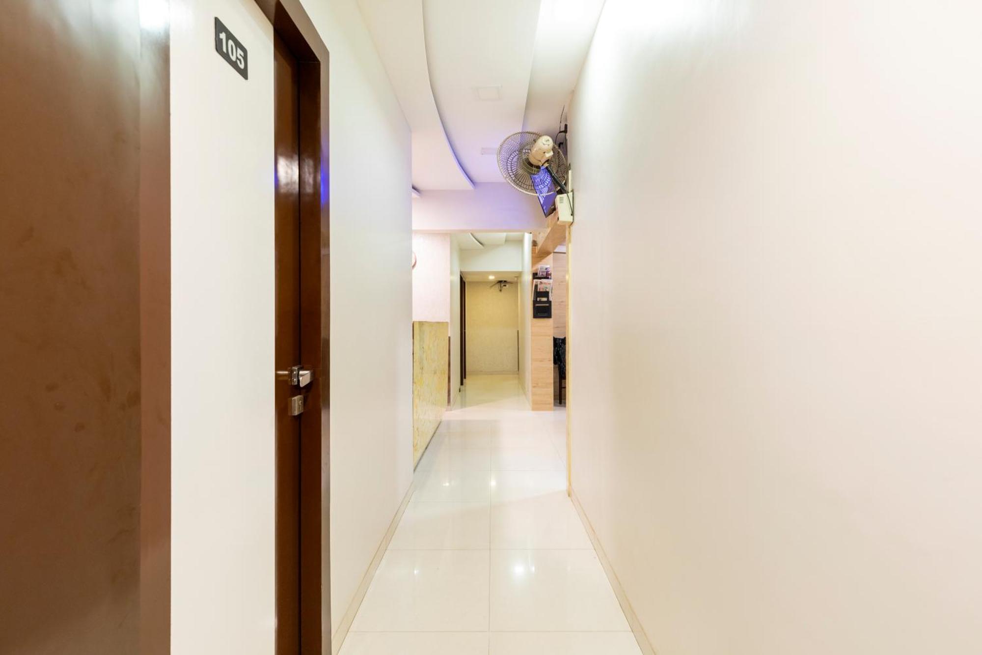 Hotel BKC Stays Mumbai Exterior foto