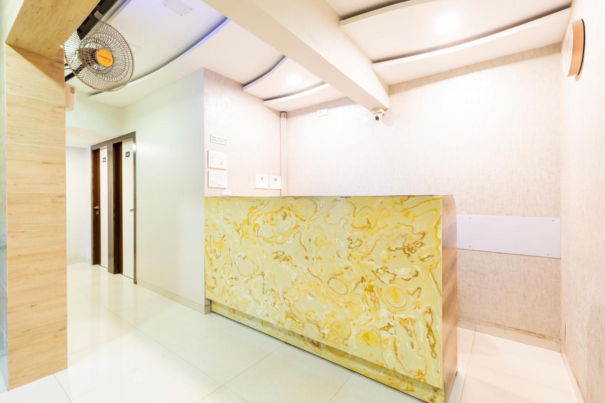Hotel BKC Stays Mumbai Exterior foto